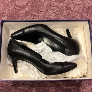 Stuart Weitzman Black Heels Size 6